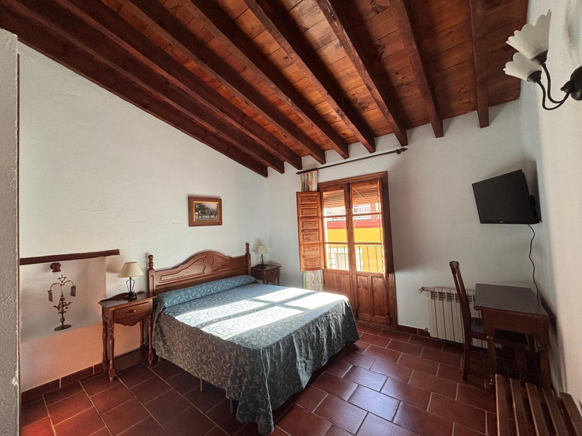 Casa Rural Del Rio Alozaina Exterior photo